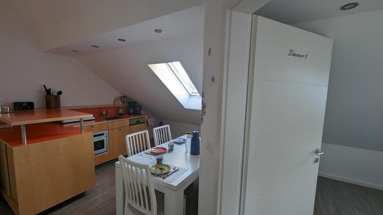 Helle Wohnung Mit Zwei Schlafzimmern Eching  Esterno foto